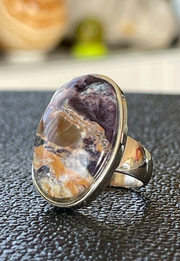 Tiffany Stone of Bertrandiet ring cabochon ovaal, maat 18,5