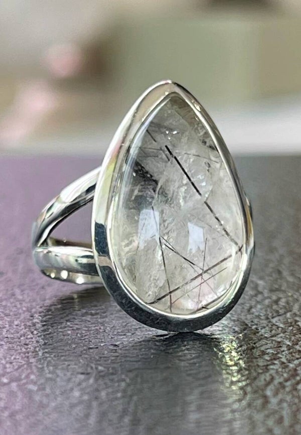 Toermalijnkwarts ring cabochon druppel, maat 18,4