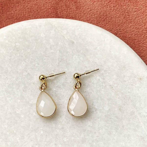 Oorbellen glasbedel offwhite