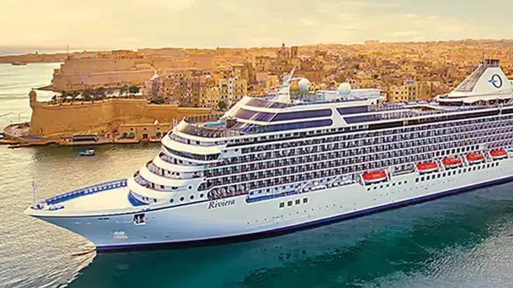 Oceania cruise ship illustrating the question of whether cruise ship casinos are rigged and how casino comps work at sea