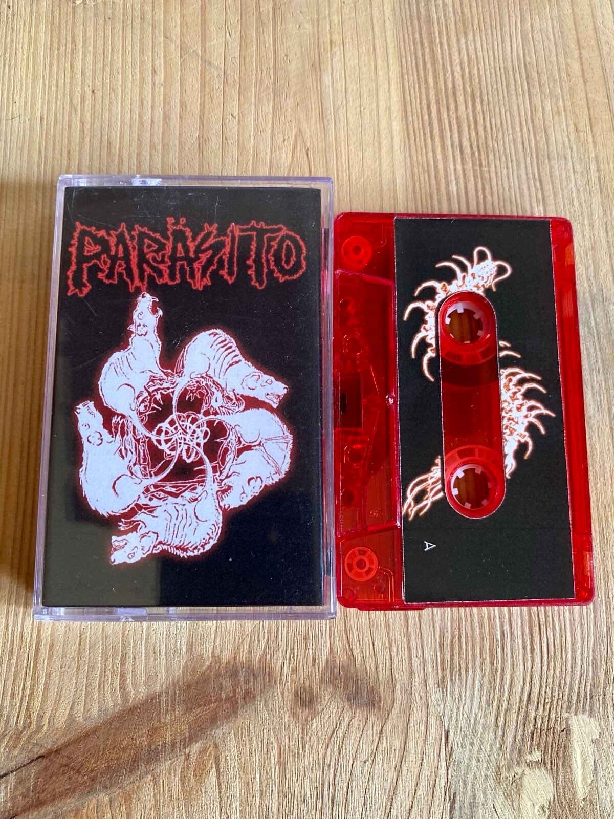 PARÄSITO - S/T