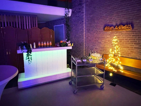 witte led cocktailbar huren