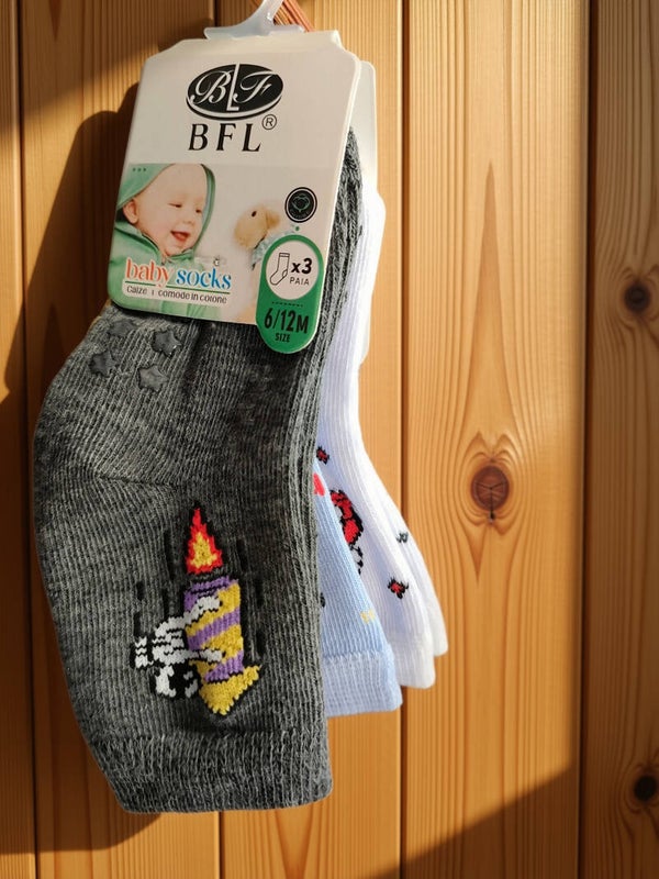 🚀 Chaussettes bébé – Thème espace
