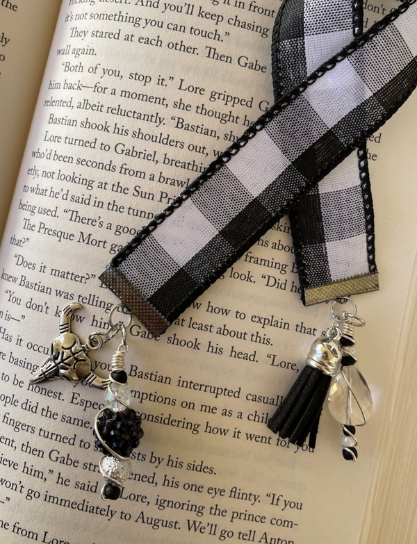 Black & White Buffalo Western Cow Head