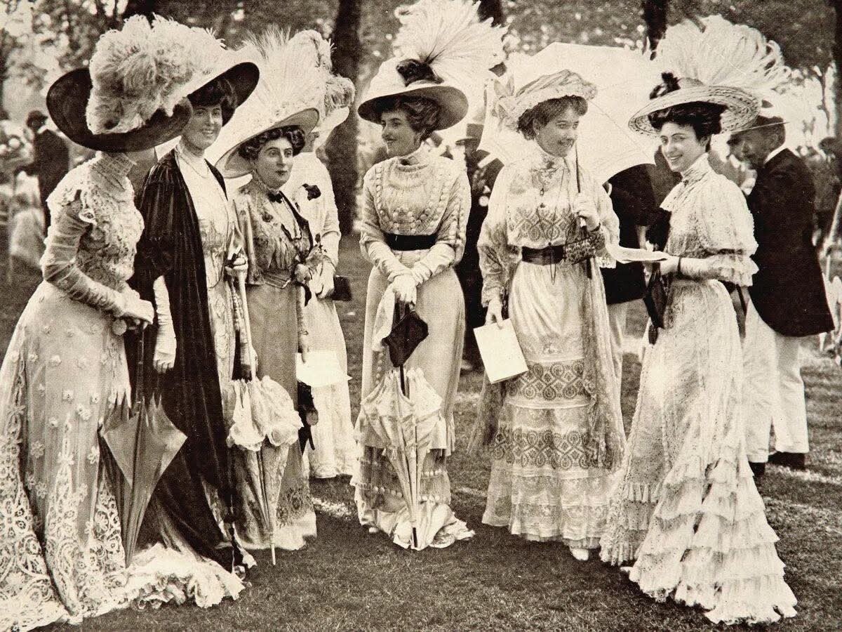 The Victorian Hostess