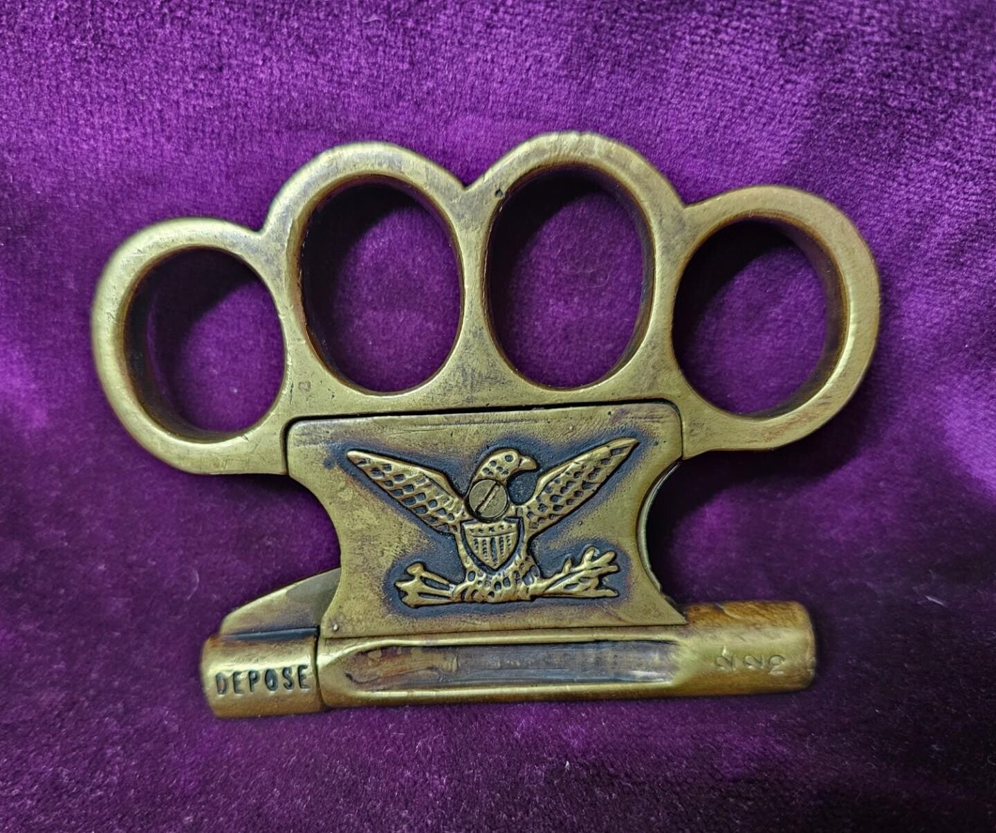 Pistolet mixte Poing Americain LE POILU, calibre 6mmFlobert(.22flobert), Catégorie D