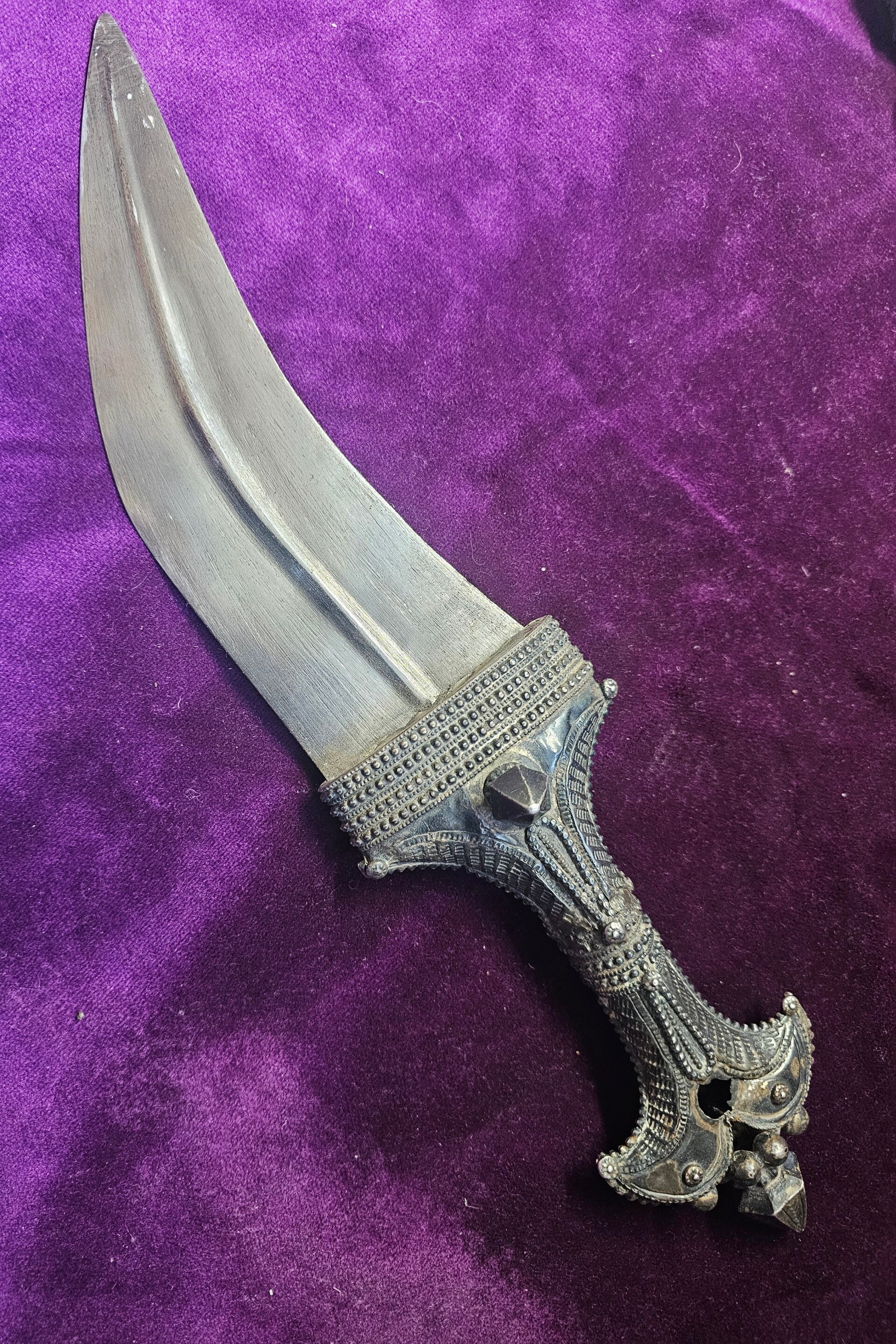 DJAMBYA, Filigrane d'argent décoré, Arabie Saoudite, vers 1900