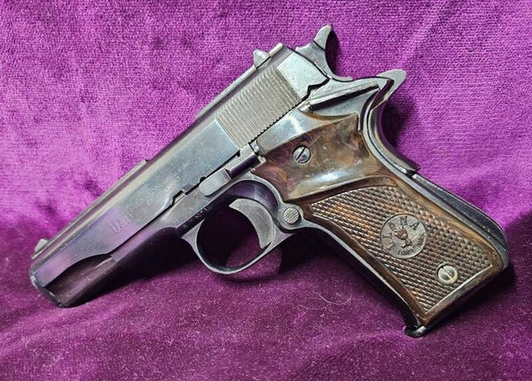 LLAMA "Especial" - Pistolet compact 9mm Court (.380 ACP) - Espagne 1959/60 - 2 chargeurs - Catégorie B