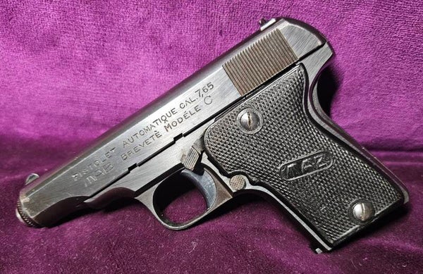 Pistolet MAB Modèle C calibre 7,65 Browning – Manufacture d’Armes de Bayonne – pistolet français historique