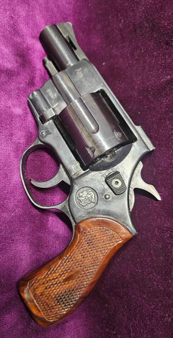 Revolver Arminius HW38 calibre .38 Special – fabrication allemande – canon 6 cm