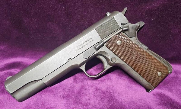 Remington Rand 1911A1 1943 .45 ACP – Pistolet US WWII – Marquages FJA P – Canon HS - Catégorie B