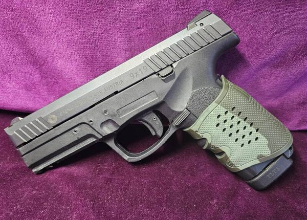 Pistolet Steyr L9-A1 calibre 9x19 – Pistolet autrichien moderne – Chargeur 15 coups,  Catégorie B