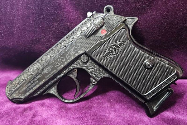 Pistolet Manurhin Walther PPK gravé intégralement calibre 7,65 Browning – Années 1960 - Catégorie B