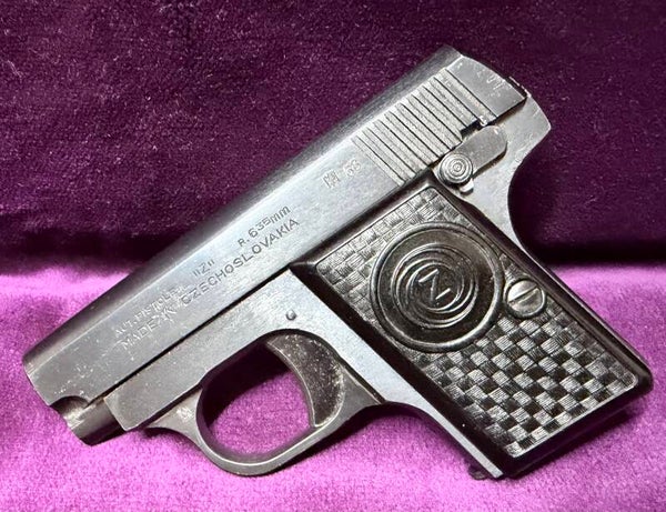 Pistolet CZ Modèle Z – 6,35 Browning – Tchécoslovaquie - catégorie B