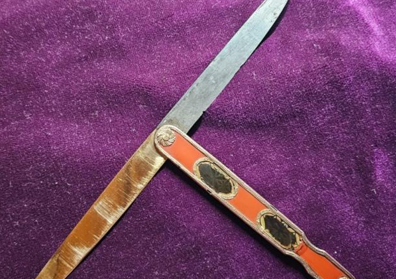 Sabre Japonais Katana, signé par Kiyoshige, Ave Sabre Japonais Katana, signé par Kiyoshige, Ave