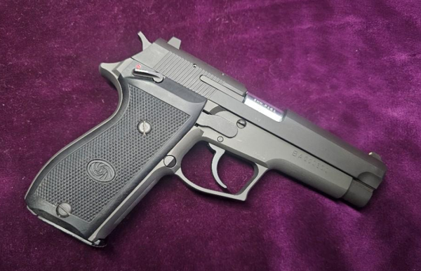 Beau Pistolet DAEWOO, Modèle DP 51, calibre 9x19, semi-automatique, Corée du Sud !! occasion, Catégorie B
