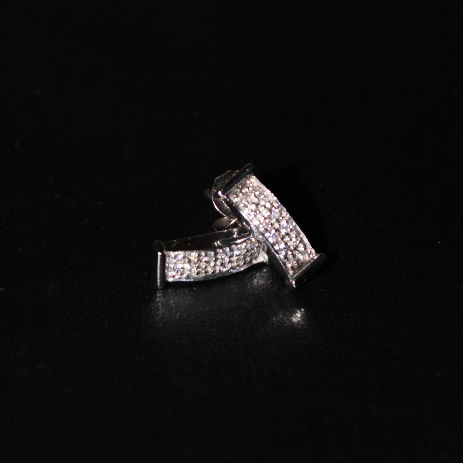 Pavé Hoops