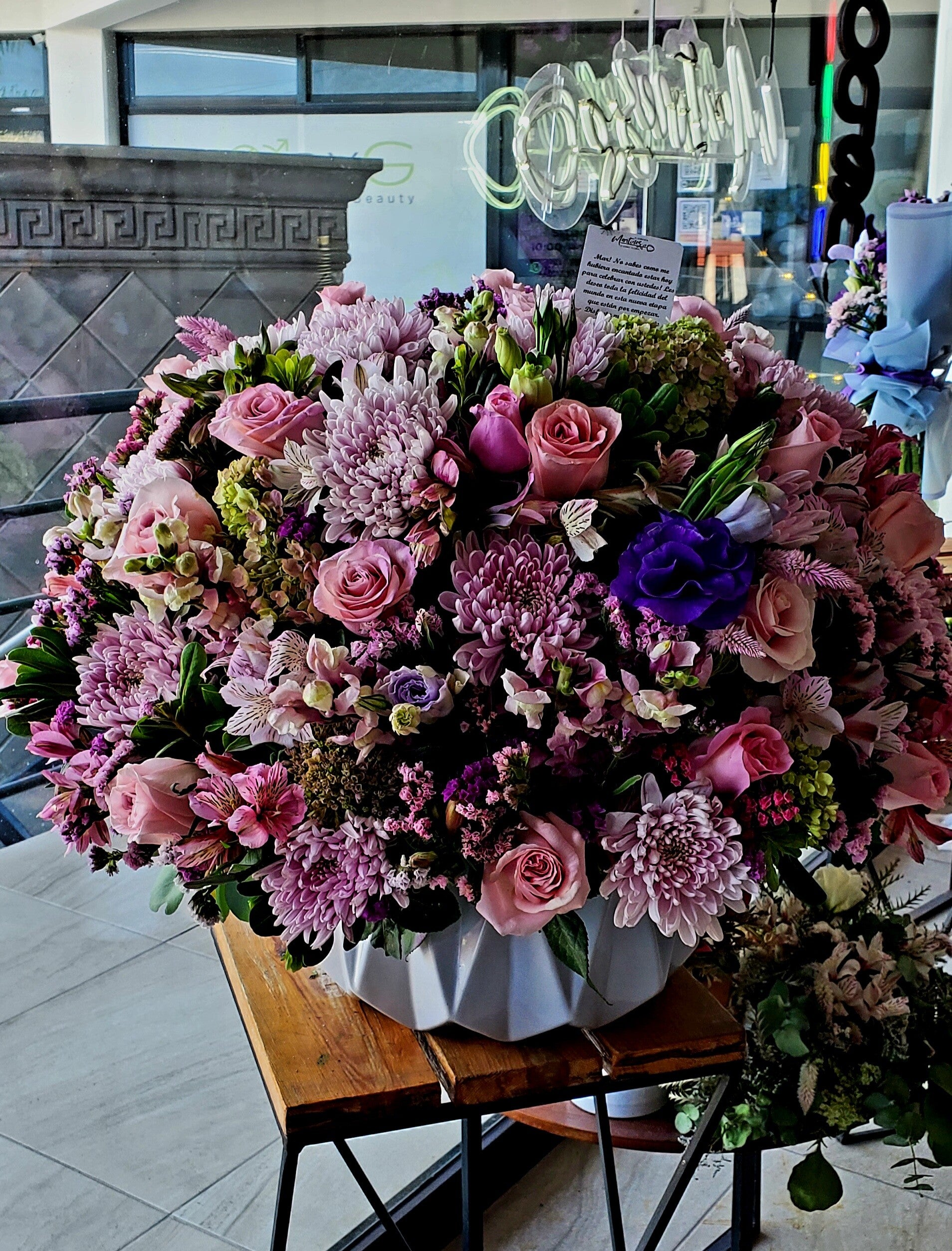 Arregl9 maxi en base de ceramica o cilindro madera!! Hermoso!!