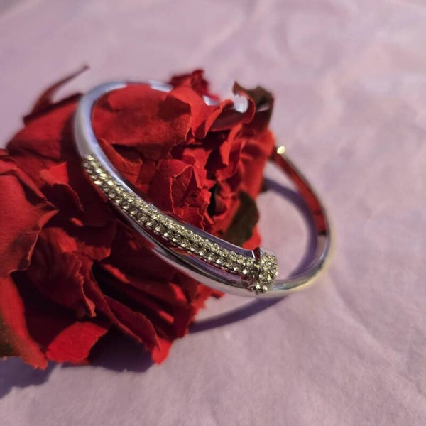 Bracelet clous strass