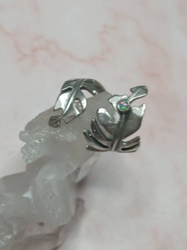 Bague ajustable feuille 3/2mm opale éthiopienne
