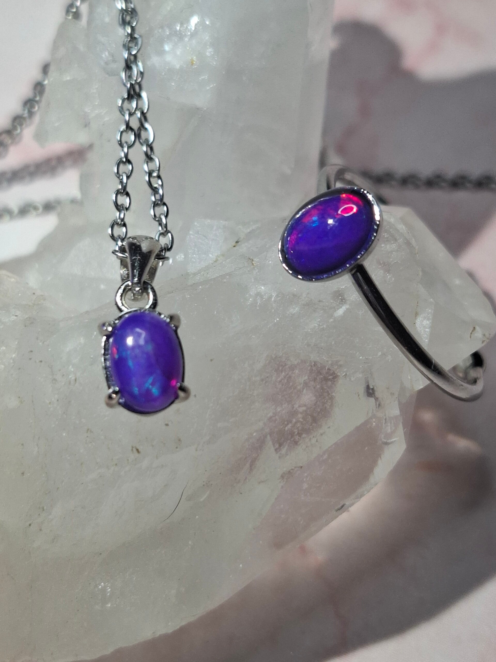 Parure opale violette bleuté 7x5mm