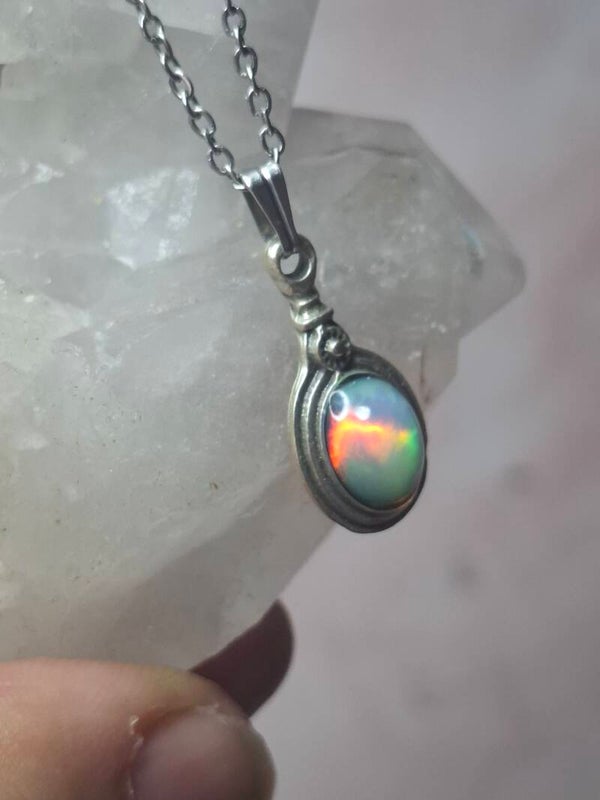 Pendentif opale 8x6mm welo multi 🔥  éthiopienne