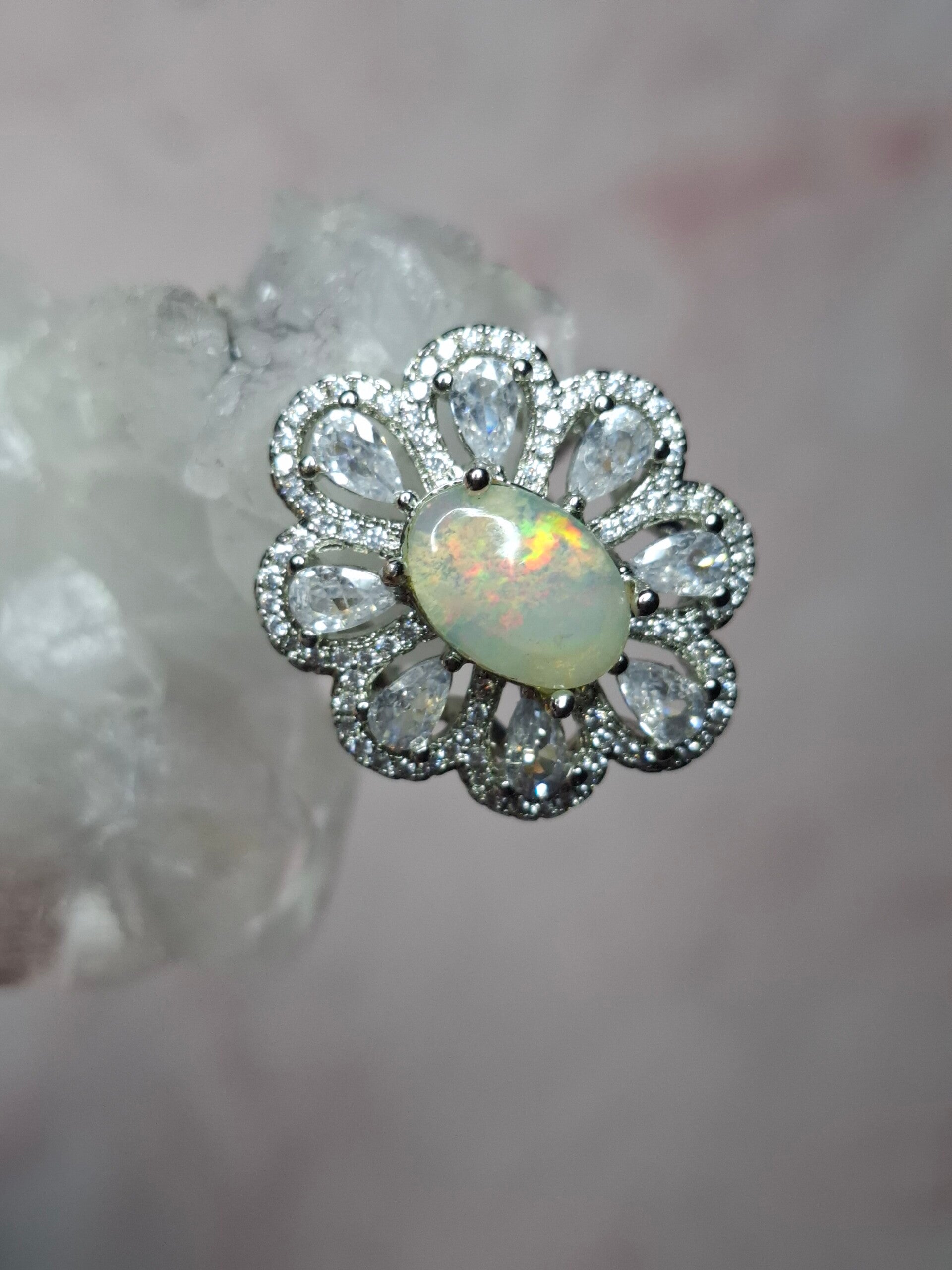 Bague strass et opale 10x7mm éthiopienne