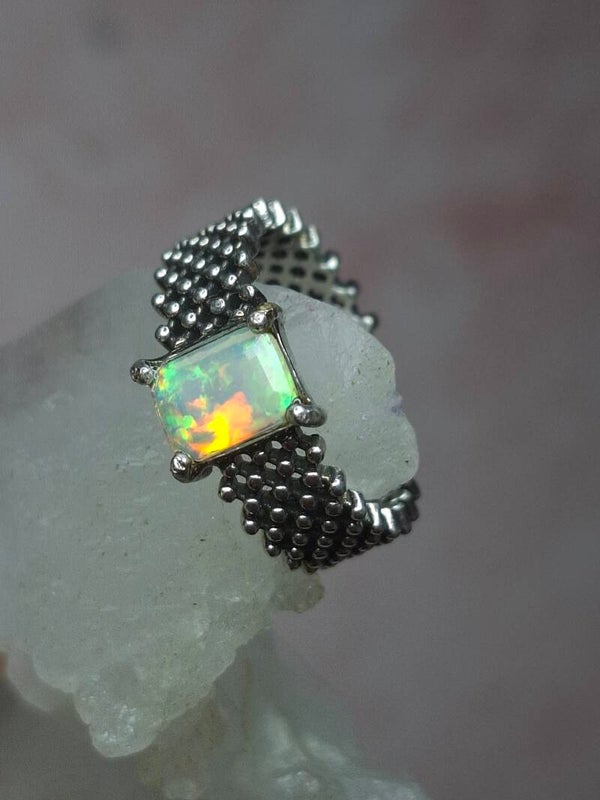 Bague ajustable opale 8x6mm welo pailleté naturelle éthiopienne pas d'offres