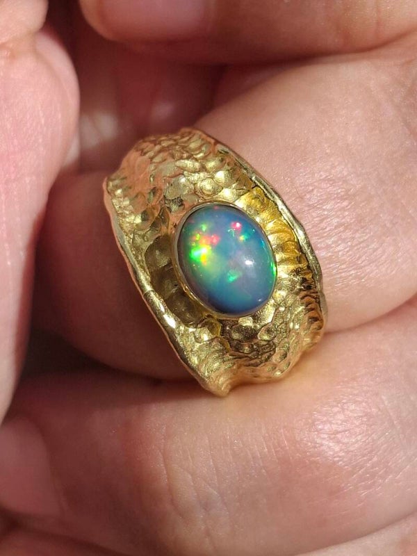 Bague chevalière ajustable avec opale 9x6mm, pierre éthiopienne véritable