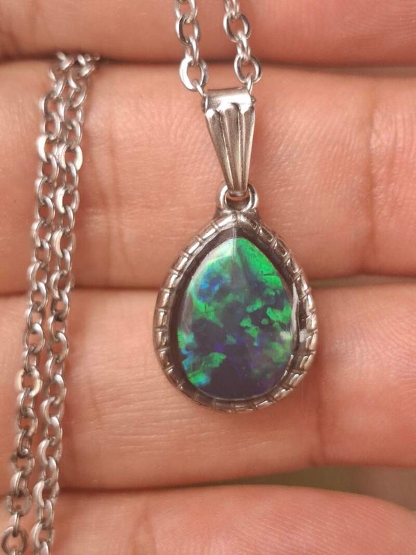 Pendentif acier inoxydable avec opale 14x10mm éthiopienne