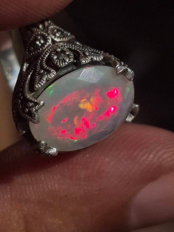 Bague vintage argent massif et opale blanch, pierre de 13x10mm, Éthiopienne