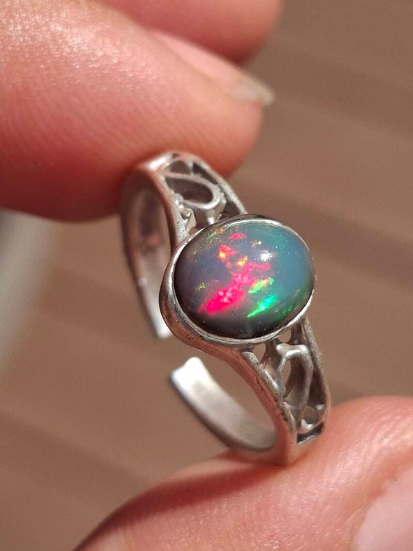 Bague ajustable plaqué argent opale 7x5mm welo arc en ciel