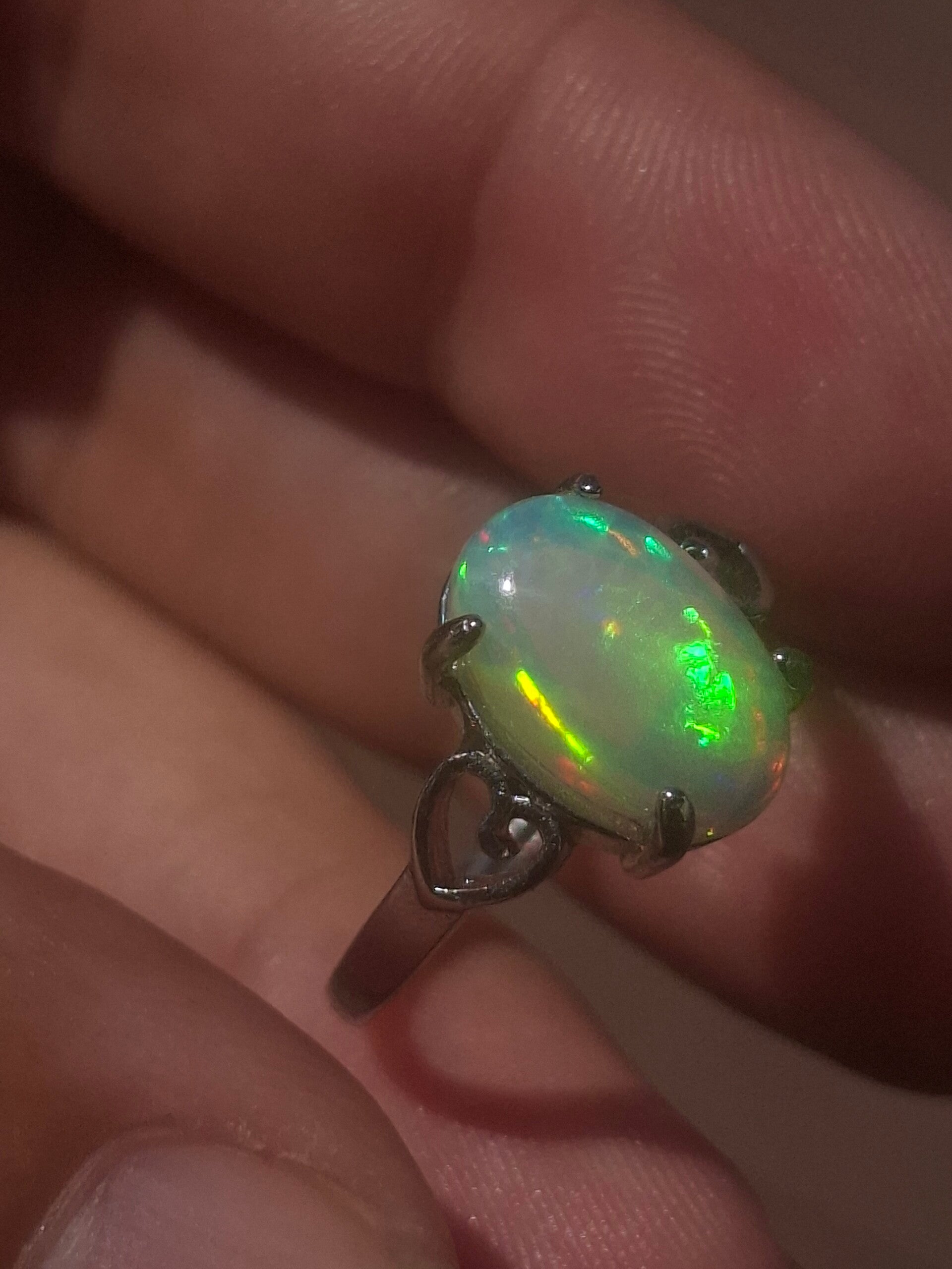 Bague ajustable opale 13x8mm éthiopienne