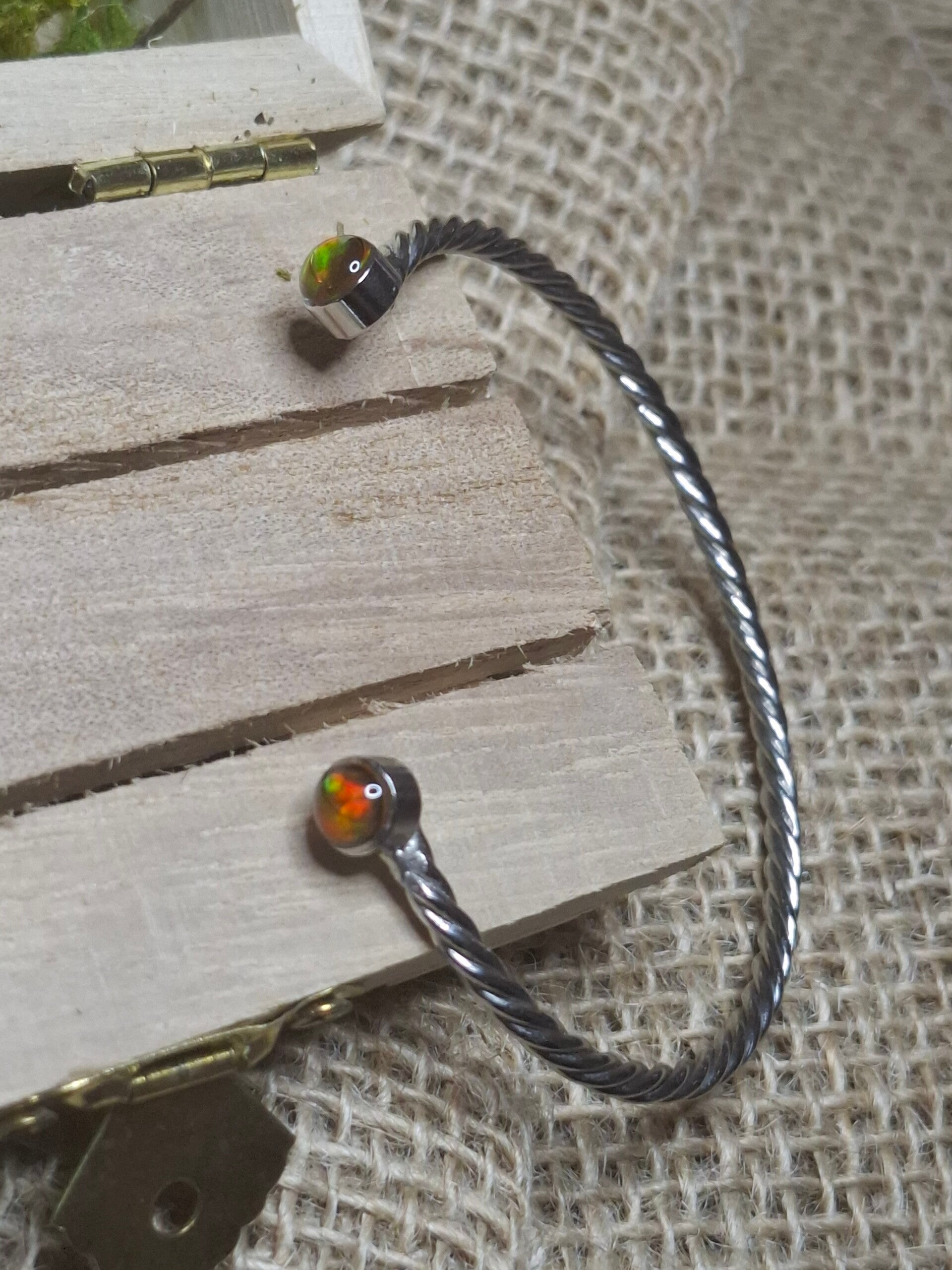 Bracelet argent rodhié plaqué double opales mexicaine