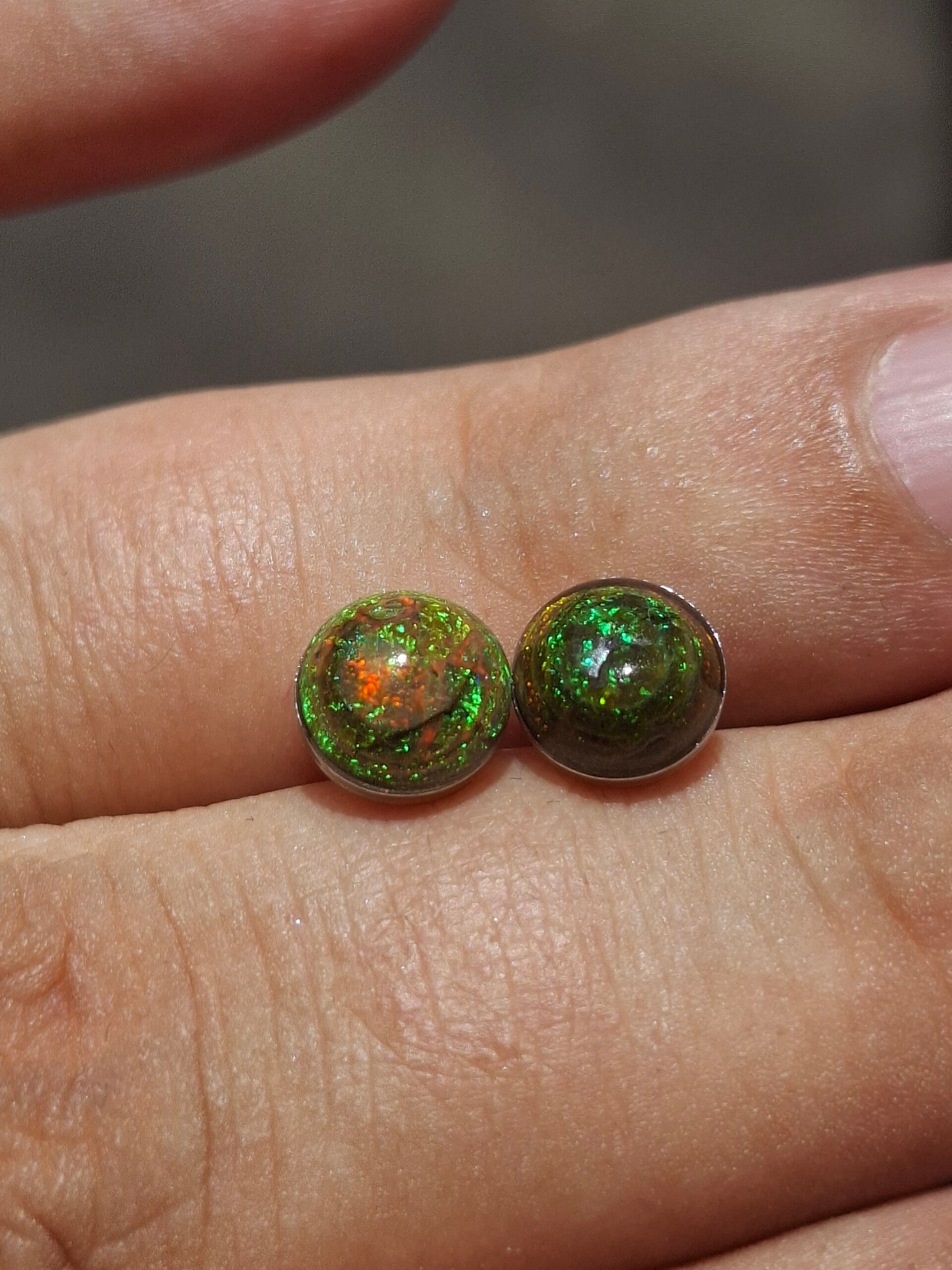 Boucles d'oreilles 6mm opales