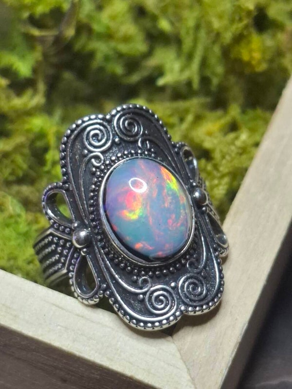 Bague ajustable argent plaqué avec opale 10x8mm éthiopienne