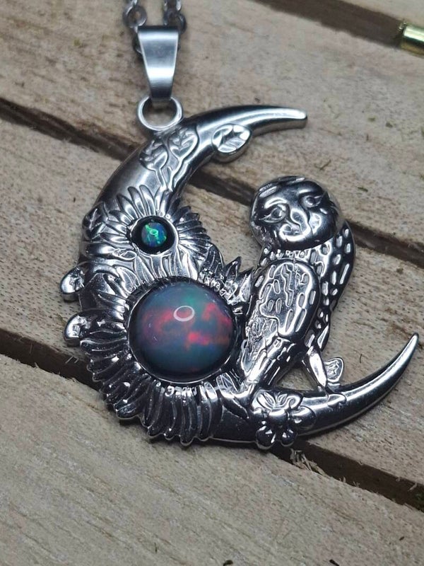 Pendentif clair du lune 🌛 hibou opale éthiopienne