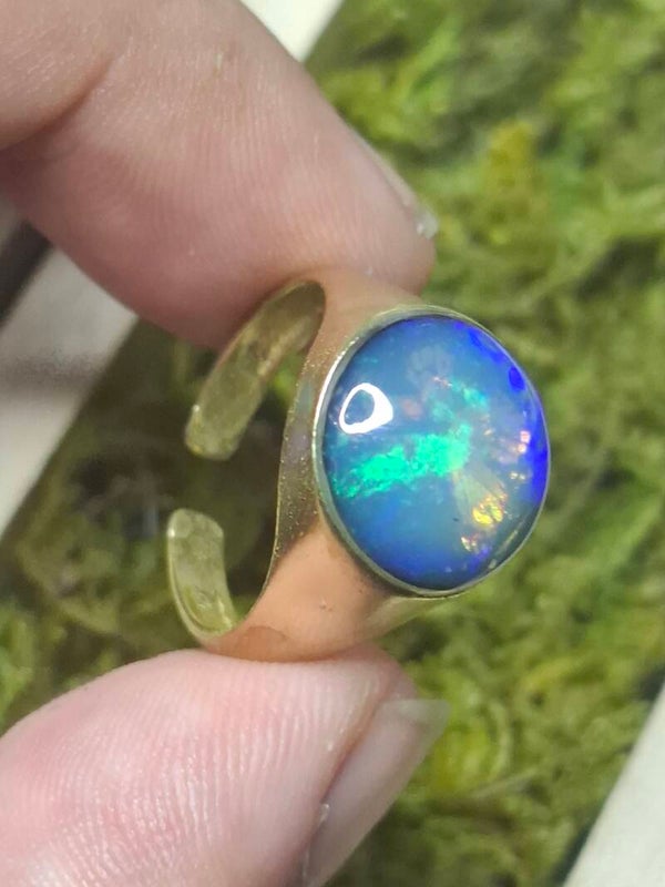 Bague chevaliére ajustable laiton et opale 13mm welo bleu irisé vert