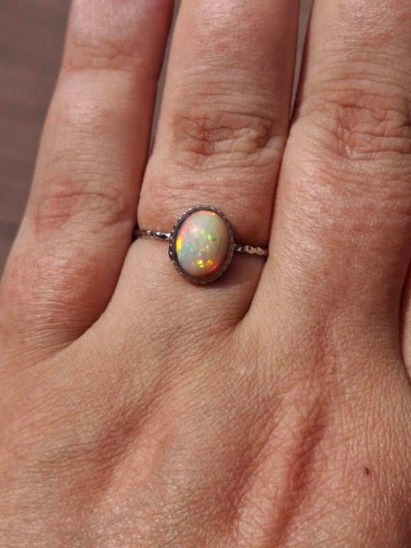 Bague ajustable acier inoxydable et opale 8x6mm dodue multicolore