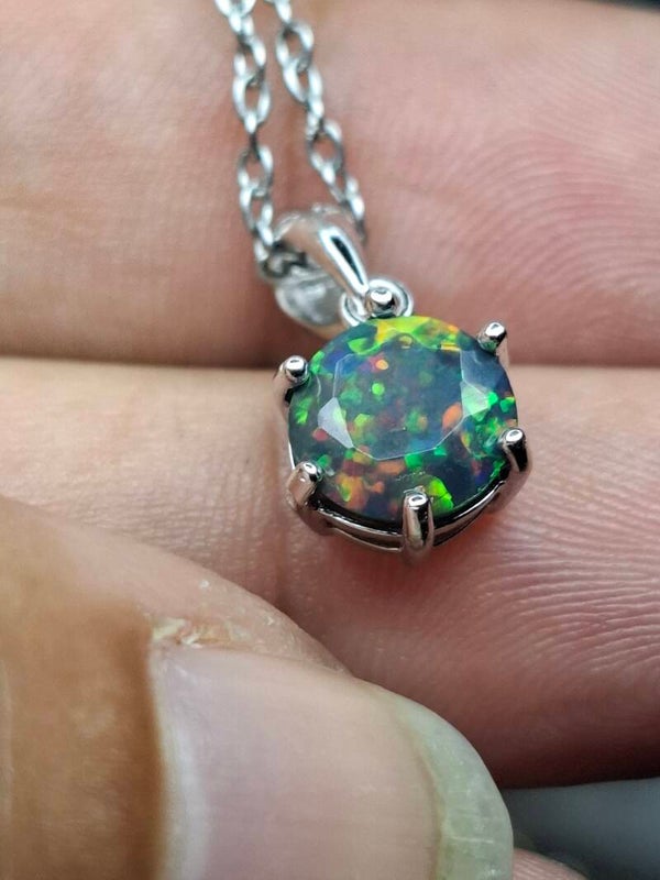Pendentif argent rodhié opale grise pailleté galaxie 8mm