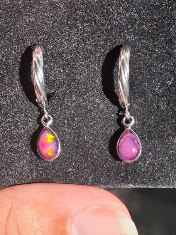 Boucles d'oreilles acier inoxydable et opales 7x5mm violet éthiopienne