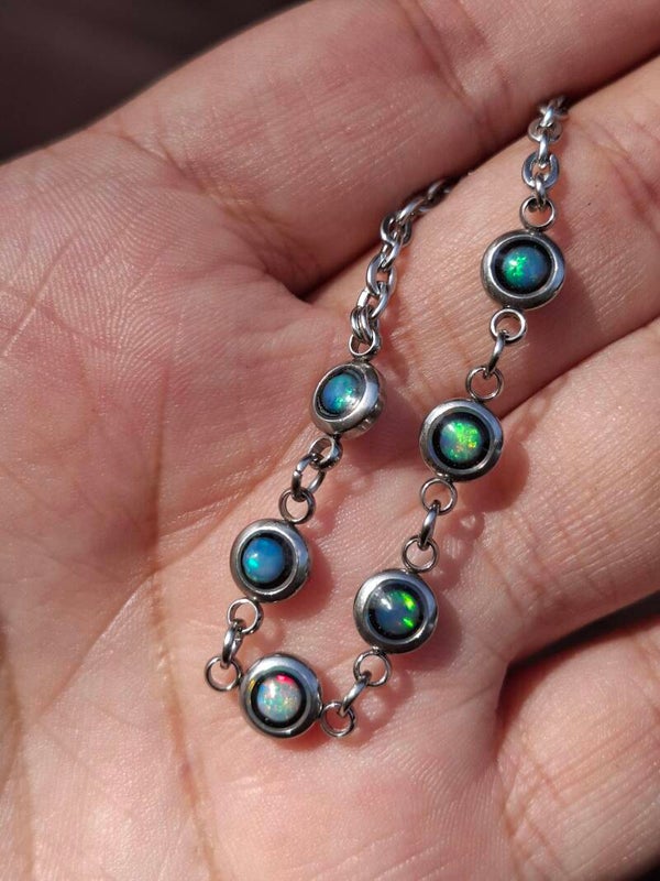 Bracelet acier inoxydable et 6 opales éthiopiennes