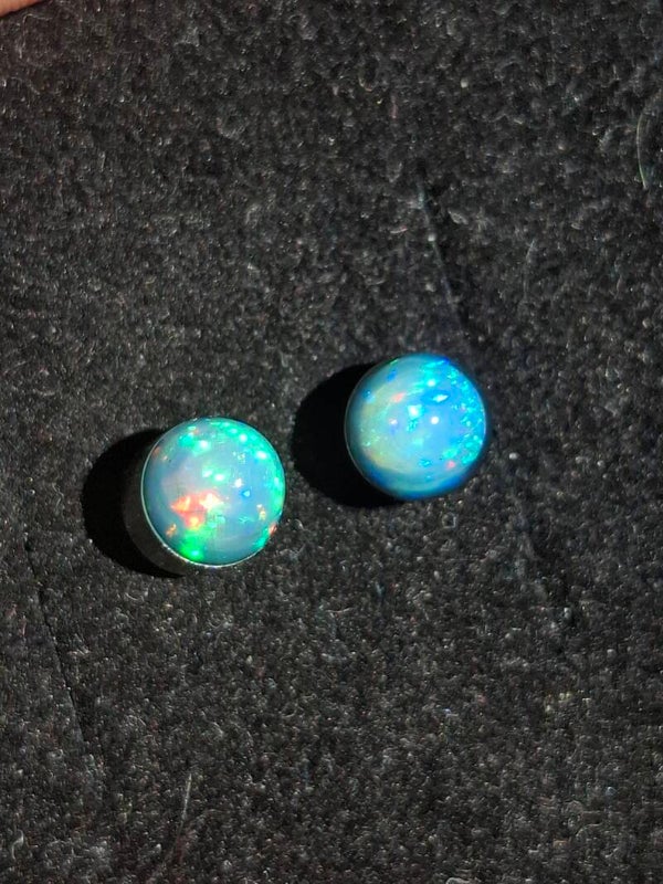 Boucles d'oreilles opales welo 6mm éthiopienne