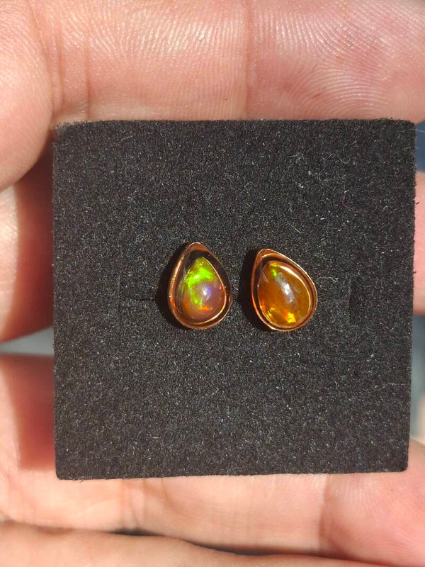 Boucles d'oreilles acier inoxydable doré opales rouge orangé