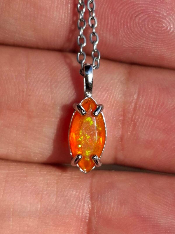 Pendentif argent rodhié opale 🔥 orangé cristaline 10x6mm facetté