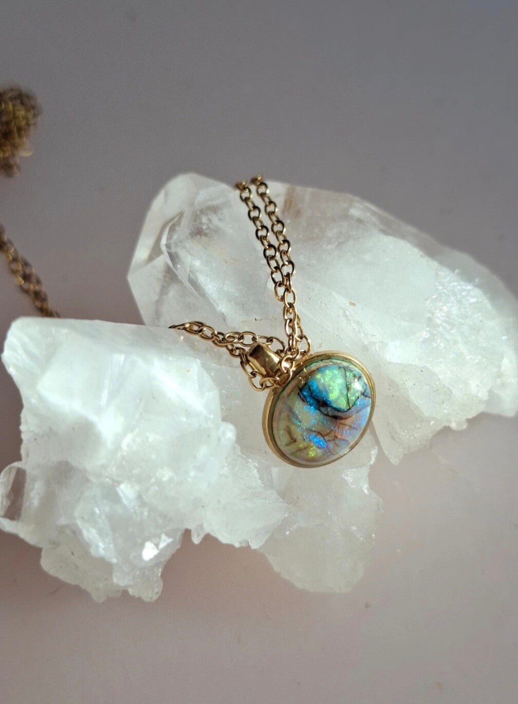 Pendentif opale 12x8mm monarch