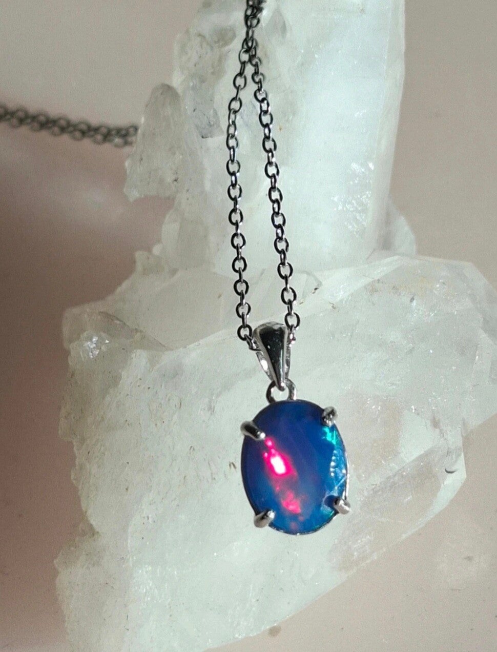 Pendentif s925 ouvert opale bleu indigo 10x8mm