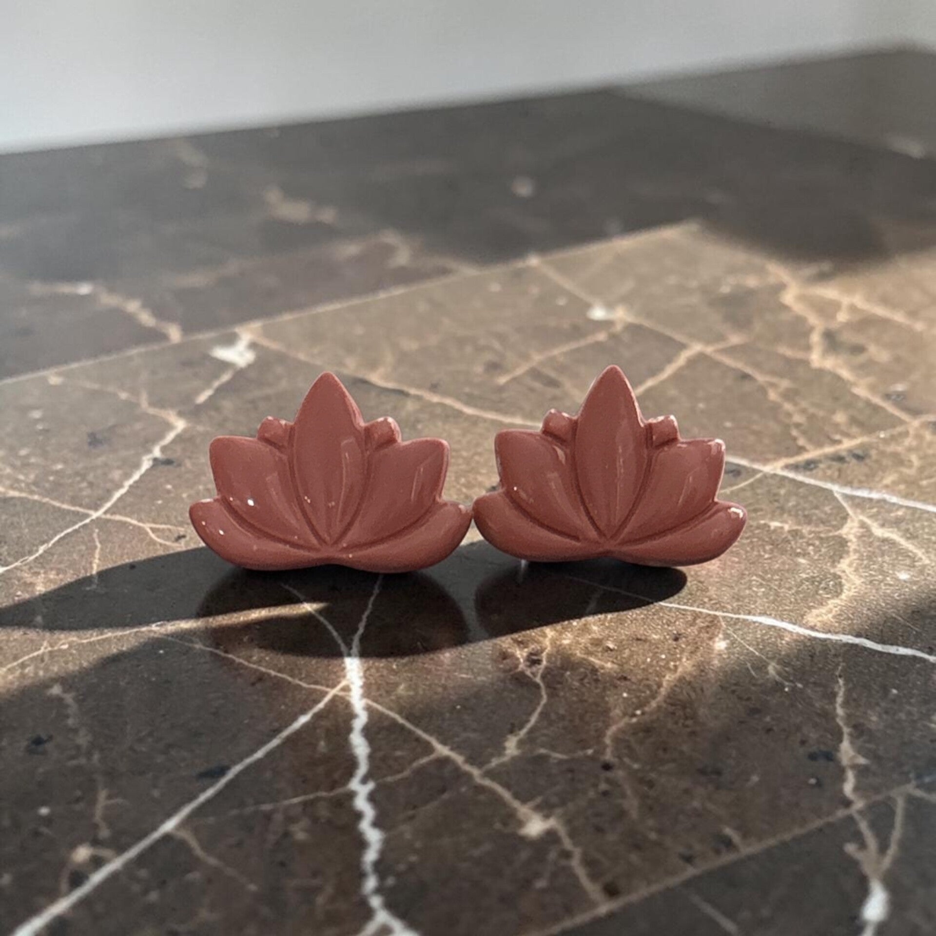 Rose Lotus
