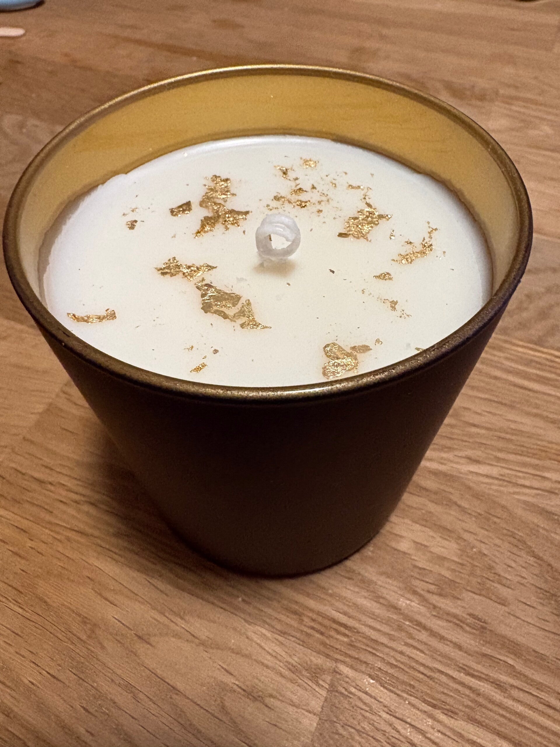 2.Gen. Duftkerze “Golden“