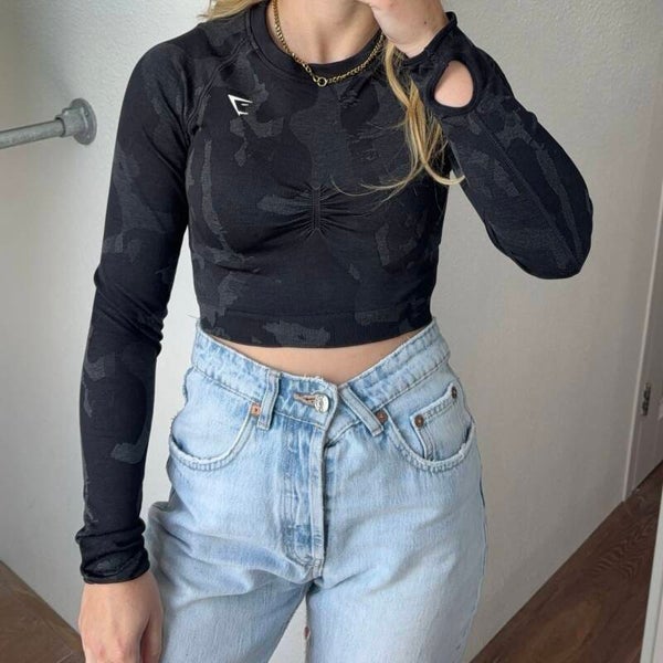 Gymshark top